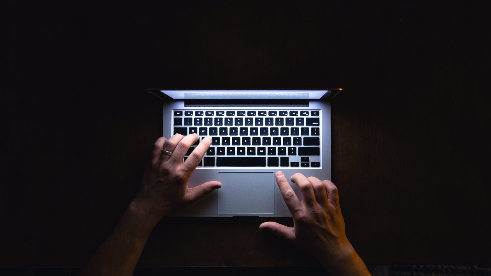 keyboard and notebook representing spelljacking